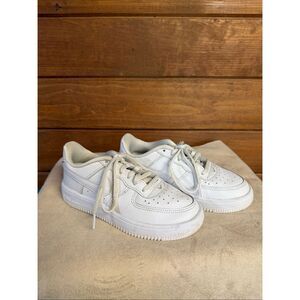 Nike Air Force 1 Low sneakers preschool size 1 Youth IF1673-100